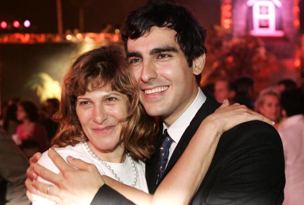 gil kenan net worth - Article 1